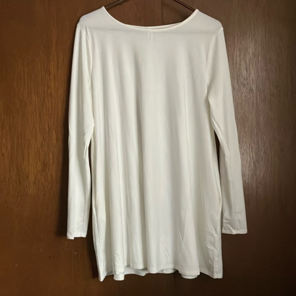 White Zenana. 1X long sleeve